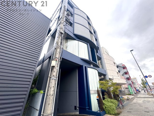 オートロック・宅配BOX付き・エレベーター付き！