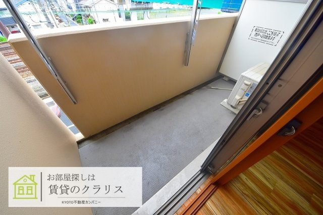 グランレブリー桂川のバルコニー