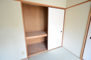 レークヒル１の収納