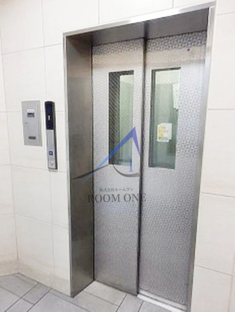 プレジール船橋本町のその他共用部分|エレベーターです。