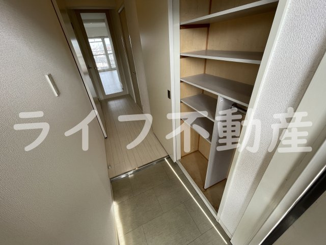 若草ハイツ　B棟の玄関|玄関です