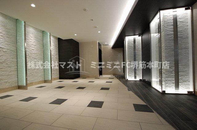 エスリード谷町四丁目のロビー