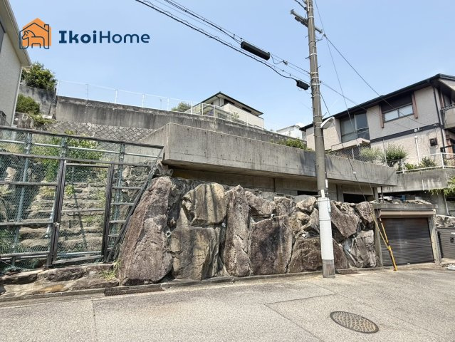明石市朝霧山手町　土地の外観|大蔵谷駅徒歩20分！小学校徒歩10分！周辺買い物施設充実で生活便利な立地です！建築条件ございません！