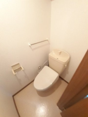 【トイレ】 | ハイツシマダ | ゆったりとした空間のトイレです