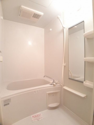 【浴室】 | シャン・ド・フルール | 日々の暮らしに欠かせないお風呂です