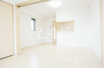 【居間・リビング】 | ラコルタ南浦和Ｓｔａ． | 洋室のお部屋です。