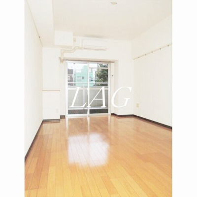 【居間・リビング】 | アレグレット千住宿 | 洋室のお部屋です。