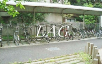 【その他共用部分】 | アイビーテラス | 駐輪場です。