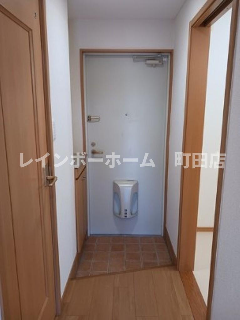 ウィステリア海老名※初期費用分割あと払いサービス利用可能物件の玄関