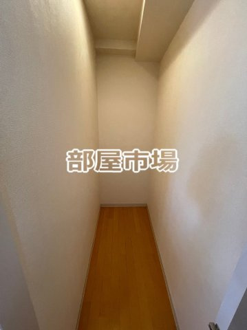 アールクレスト秋葉原の収納