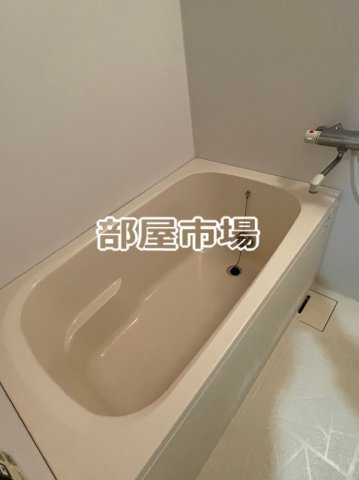 アールクレスト秋葉原の浴室|浴槽