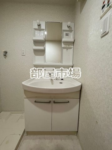 アールクレスト秋葉原の洗面所