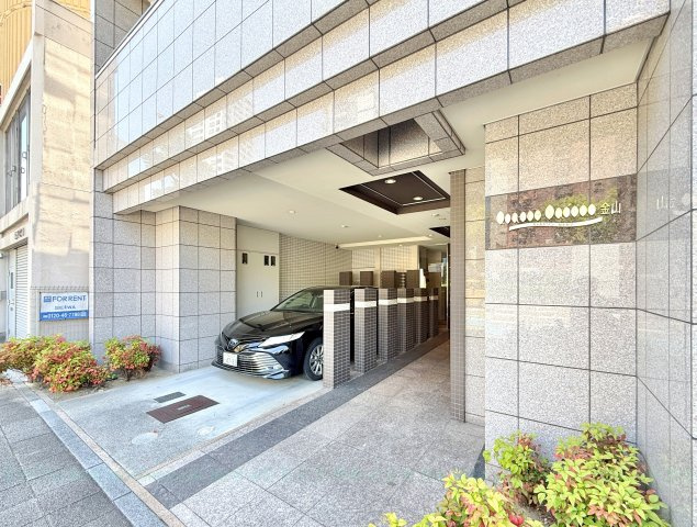 カトルセゾン金山のエントランス