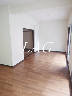 【居間・リビング】 | リュミエール | 洋室のお部屋です。