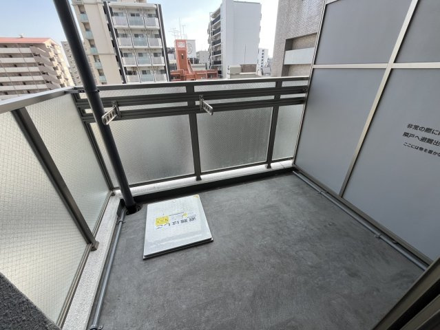 セレニテ神戸ミラクのバルコニー|同物件別部屋写真