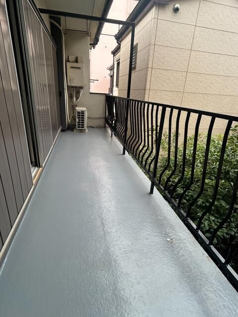 大口貸家のバルコニー