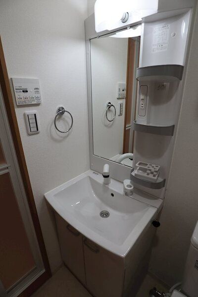 アンベリール板橋本町の洗面所