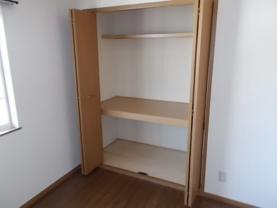 【収納】 | エンブレムⅡ | 収納豊富です