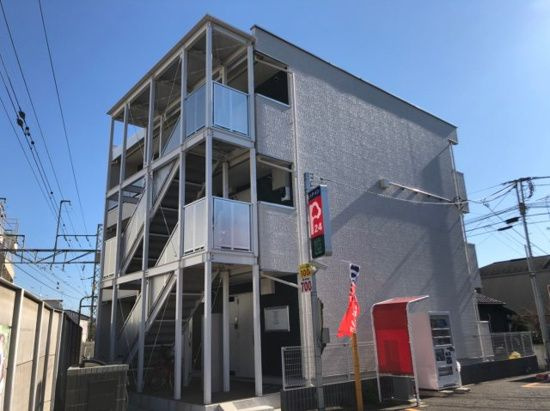 府中市清水が丘１丁目のアパートの外観