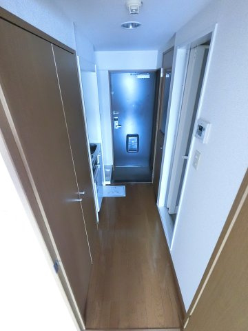 ＣＢレジデンス行徳の玄関