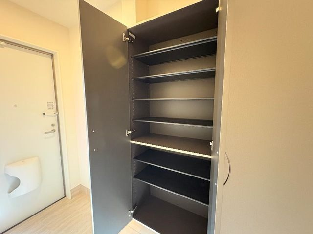サンライズ南陽の収納|シューズボックスです