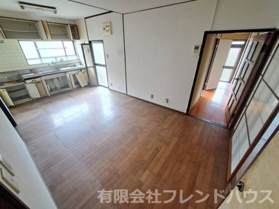 【居間・リビング】 | 亀山南3丁目戸建て