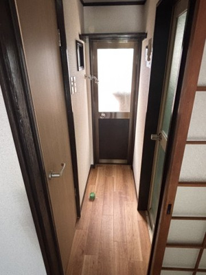 【内装】 | 南住吉向井貸家 | こちらに洗濯機が置けます。