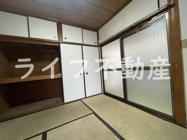 コーポ飯島の和室|い草の香りが落ち着く素敵な和室です