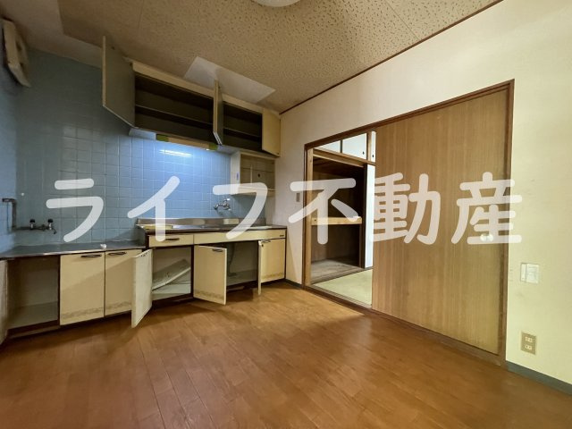 コーポ飯島の居間・リビング|使いやすいリビングです