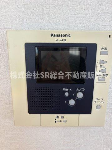 花園東町3丁目中古戸建の防犯設備|モニター付きインターホンがあり女性やお子様にも安心です！