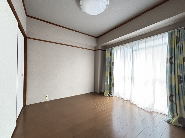 【洋室】 | 博多南パールシャトー