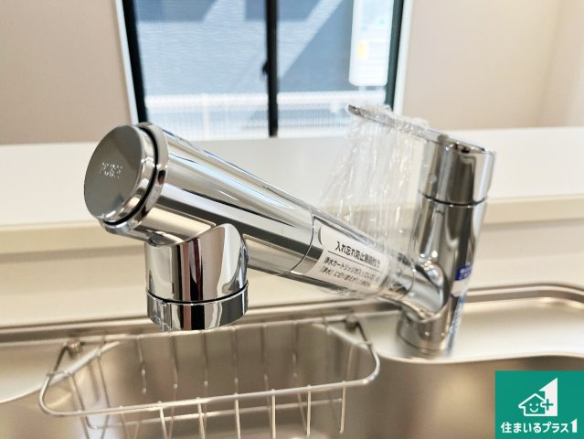 姫路市青山　第7期　新築一戸建ての設備|浄水器を内蔵！炊飯時、お茶を作る時に安心してお水を使えます！お湯と冷水、浄水と原水、シャワーの切替えもワンタッチです！
