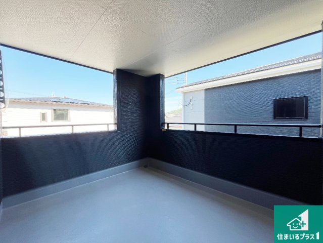 姫路市青山　第7期　新築一戸建てのバルコニー|日当たりのよいバルコニー！お部屋が開放的に！