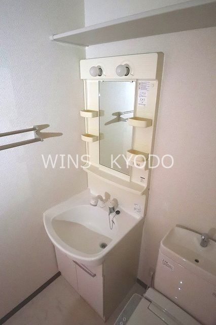 世田谷区桜上水１丁目のアパートの洗面所