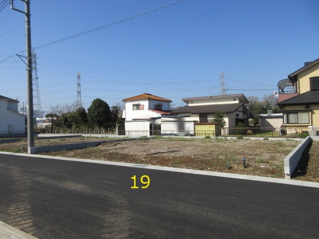【仲介手数料無料】新築戸建　東松山市石橋1630-6（全31棟）の前面道路含む現地写真