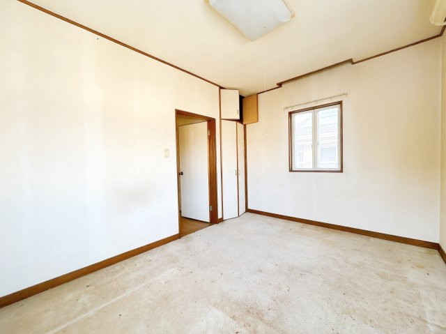 小山市中久喜3丁目　中古戸建の洋室