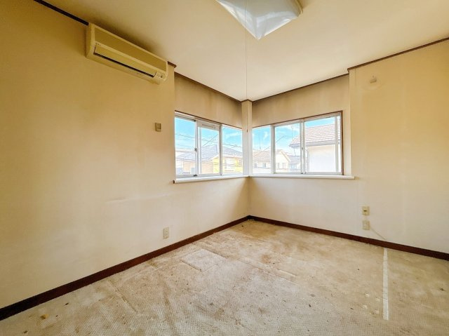 小山市中久喜3丁目　中古戸建の洋室