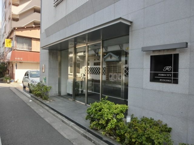 ステーションフロント両国のエントランス