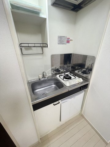 荒川区西日暮里１丁目のアパートのキッチン