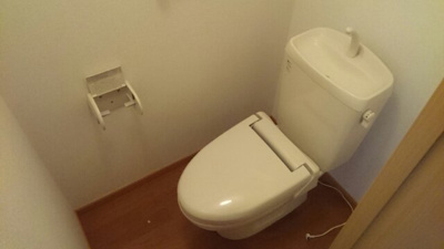 【トイレ】 | ジラソーレ | ゆったりとした空間のトイレです