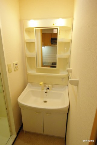シャルマンフジ新大阪　仲介手数料無料の洗面所