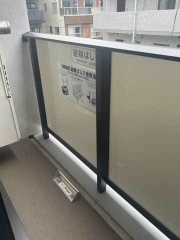 ＣＲＥＡＴＩＦ文京千駄木のバルコニー