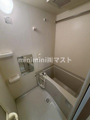 ラフォンテ松屋町の浴室
