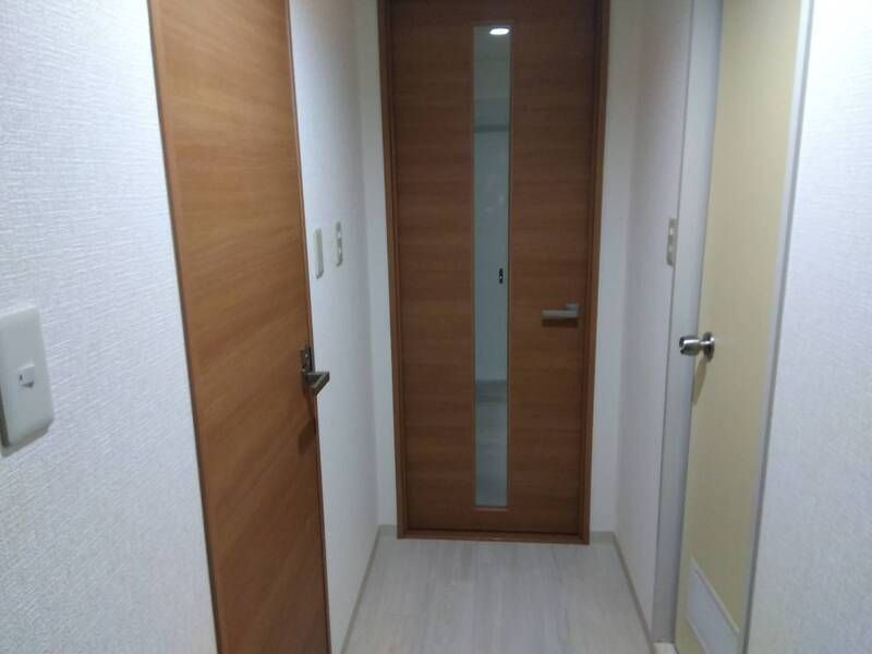 メゾン中町の玄関