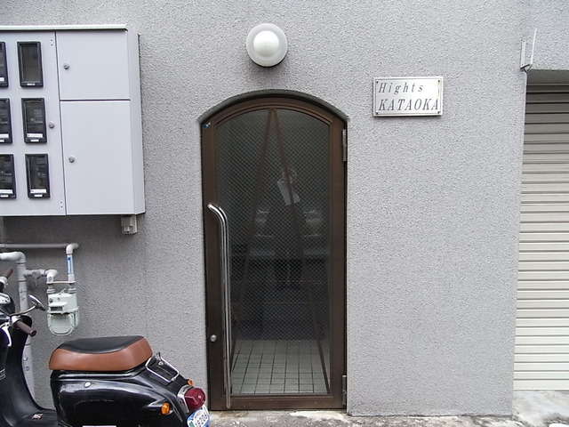 神戸市灘区福住通５丁目の賃貸マンションのエントランス