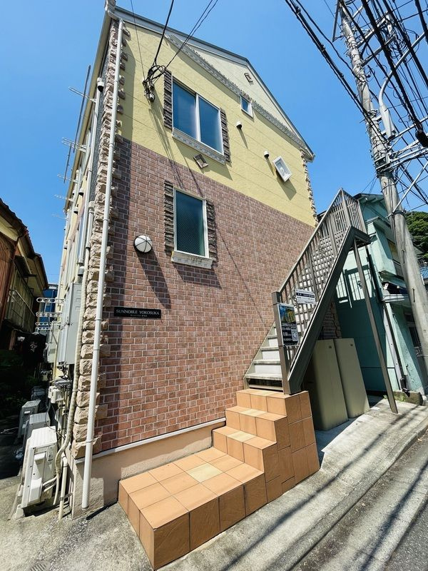 サンノーブル横須賀の外観