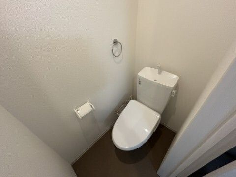 ジーメゾン青梅末広のトイレ