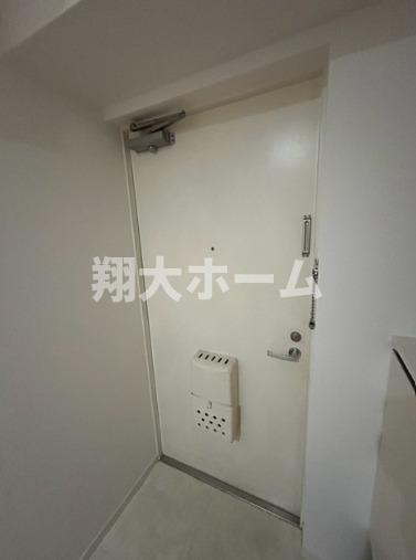 パレドール池袋の玄関