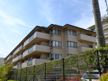 東急ドエルアルス藤白台の外観