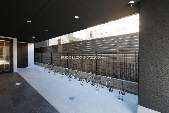 Nu岸里駅前の設備